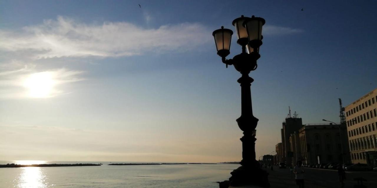 B&B La Terrazza Near The Beach Μπάρι Εξωτερικό φωτογραφία