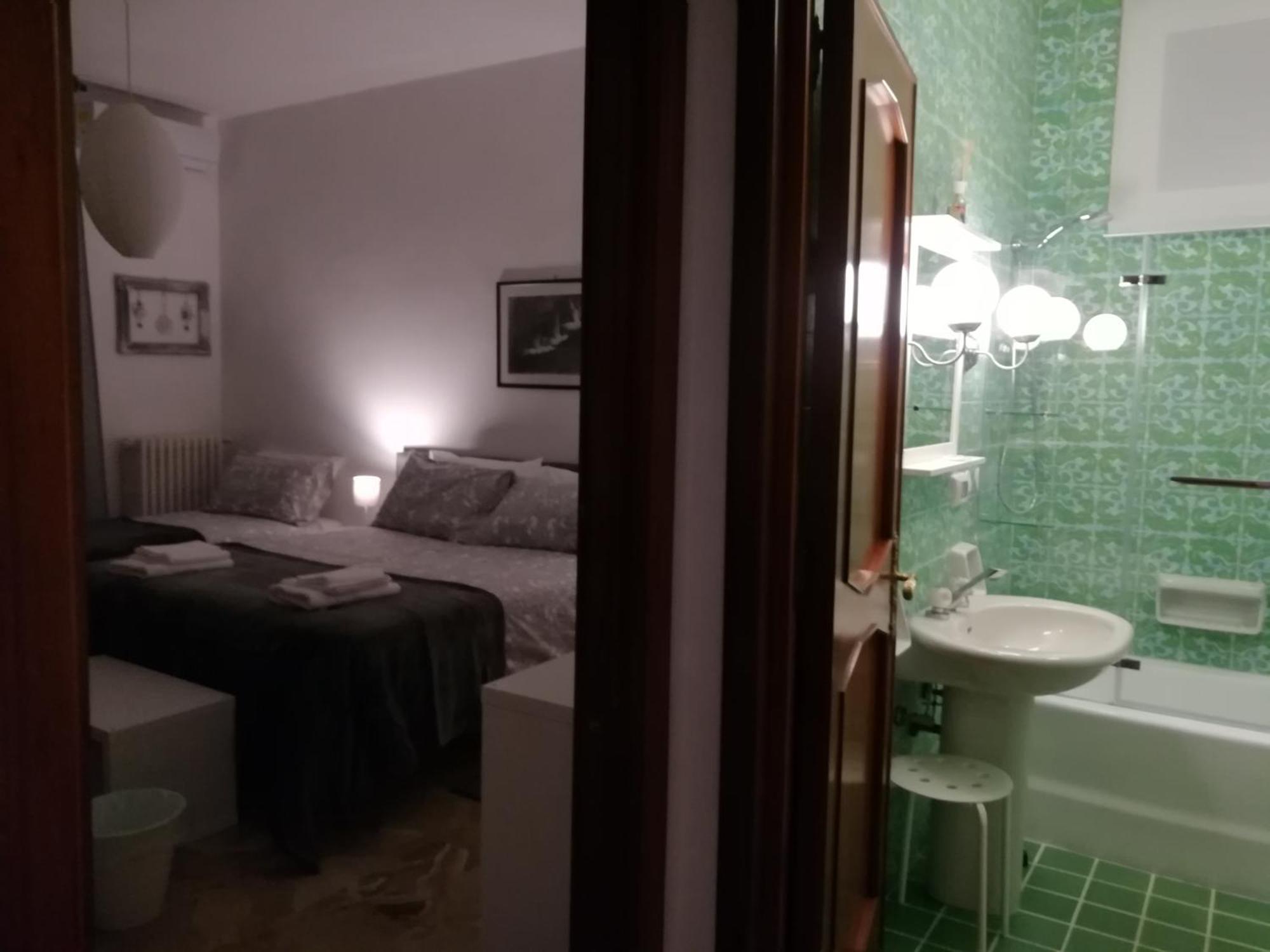 B&B La Terrazza Near The Beach Μπάρι Δωμάτιο φωτογραφία