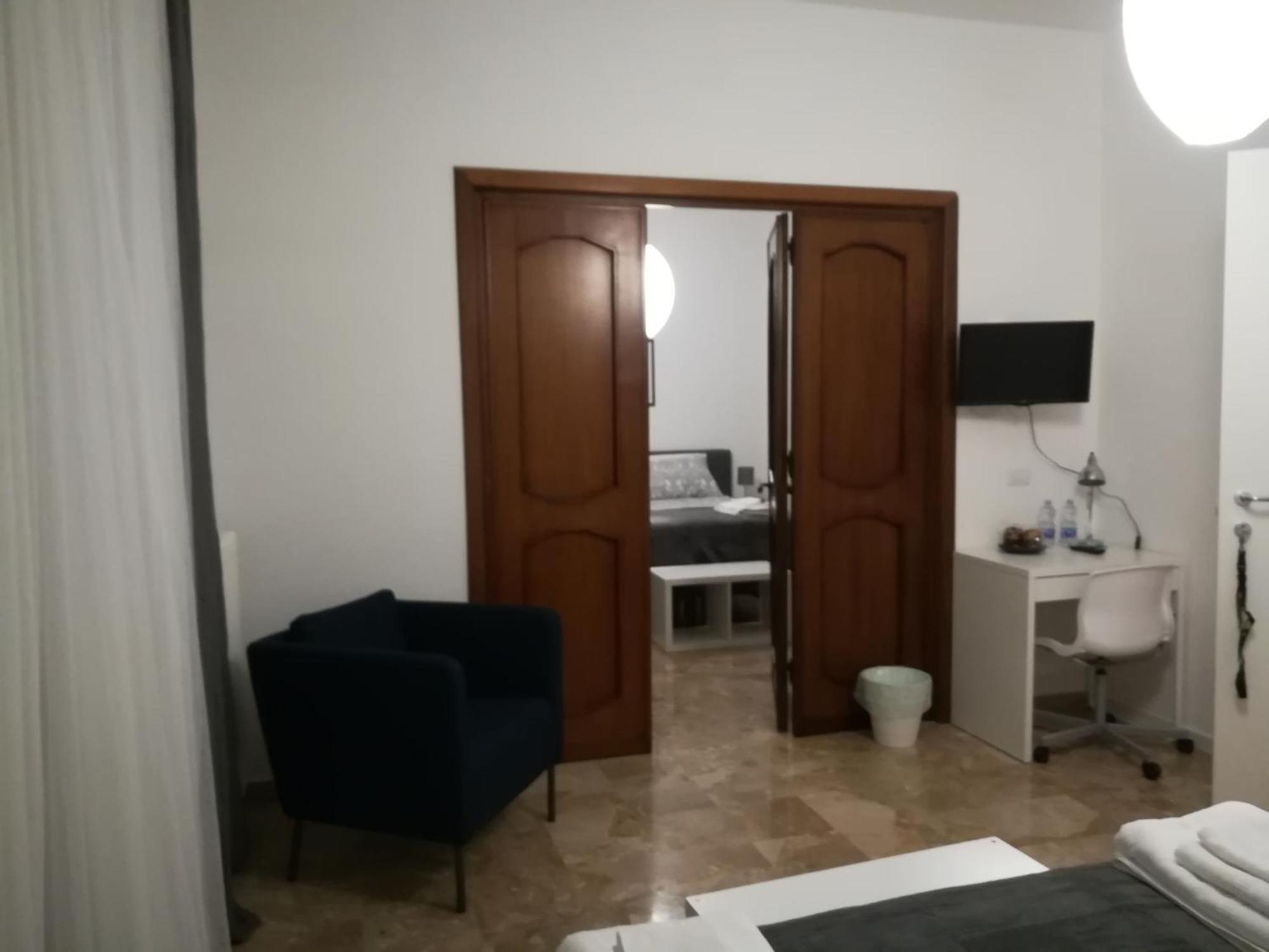B&B La Terrazza Near The Beach Μπάρι Δωμάτιο φωτογραφία